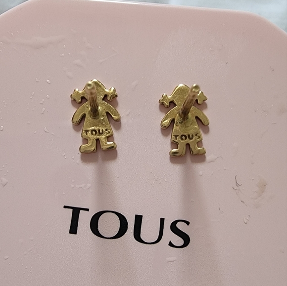 Tous sweet dolls motif girl gold earrings - Picture 3 of 6
